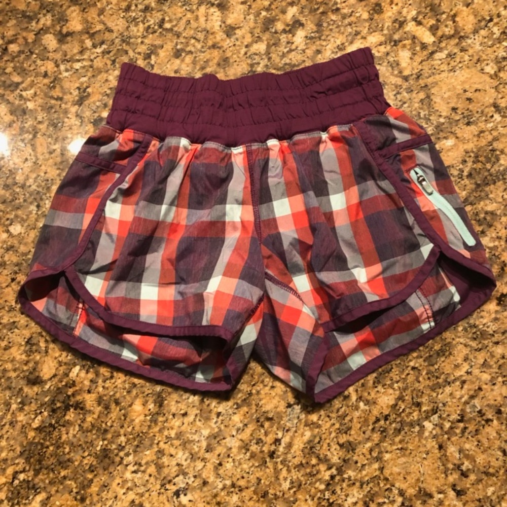 Unique Plaid Lululemon Shorts (size 4)